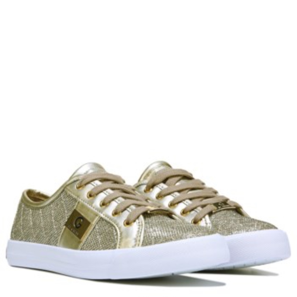 💲SALE💲 Host Pick!! Guess Gold Quilted Lace Up Backer Sneakers Sz 8.5 - Picture 1 of 8